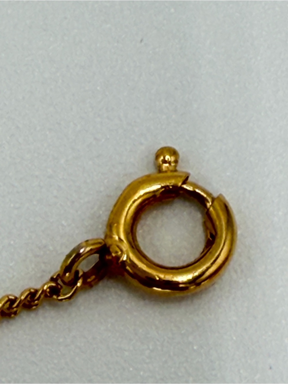 Dior Vintage Gold Tone Medallion Pendant Necklace Excellent Condition - Picture 12 of 12